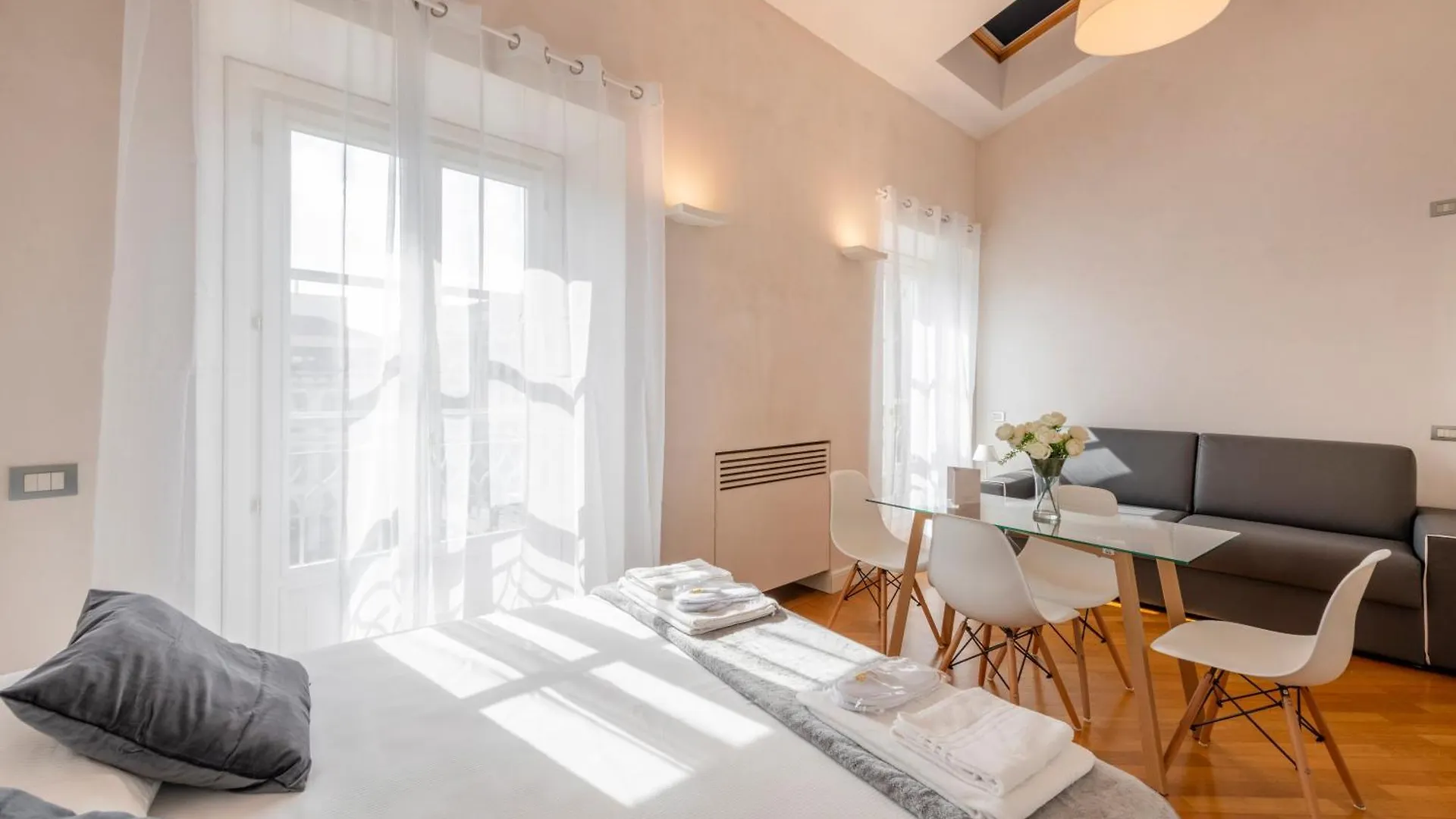 Milan Royal Suites - Centro Brera