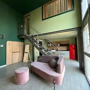 Unico شقة
