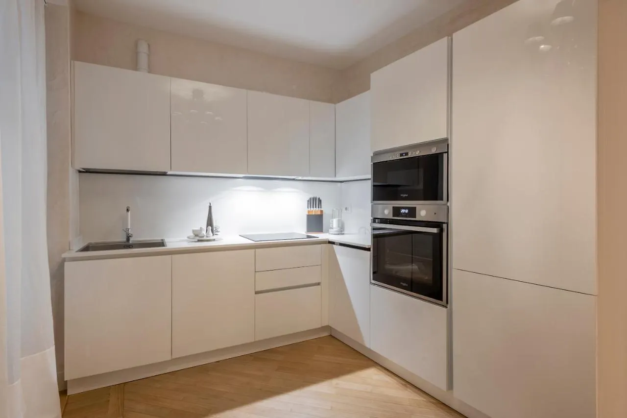 Milan Royal Suites - Centro Brera Daire