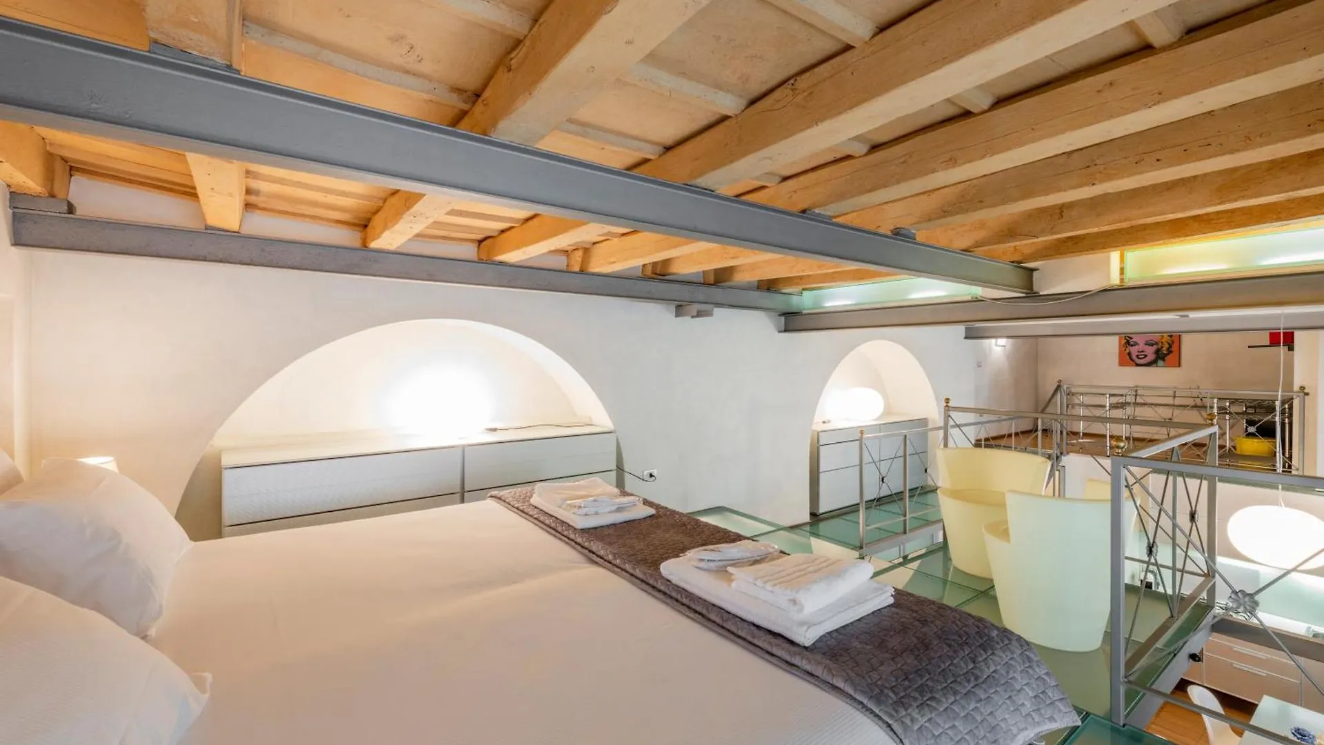 Milan Royal Suites - Centro Brera Italy