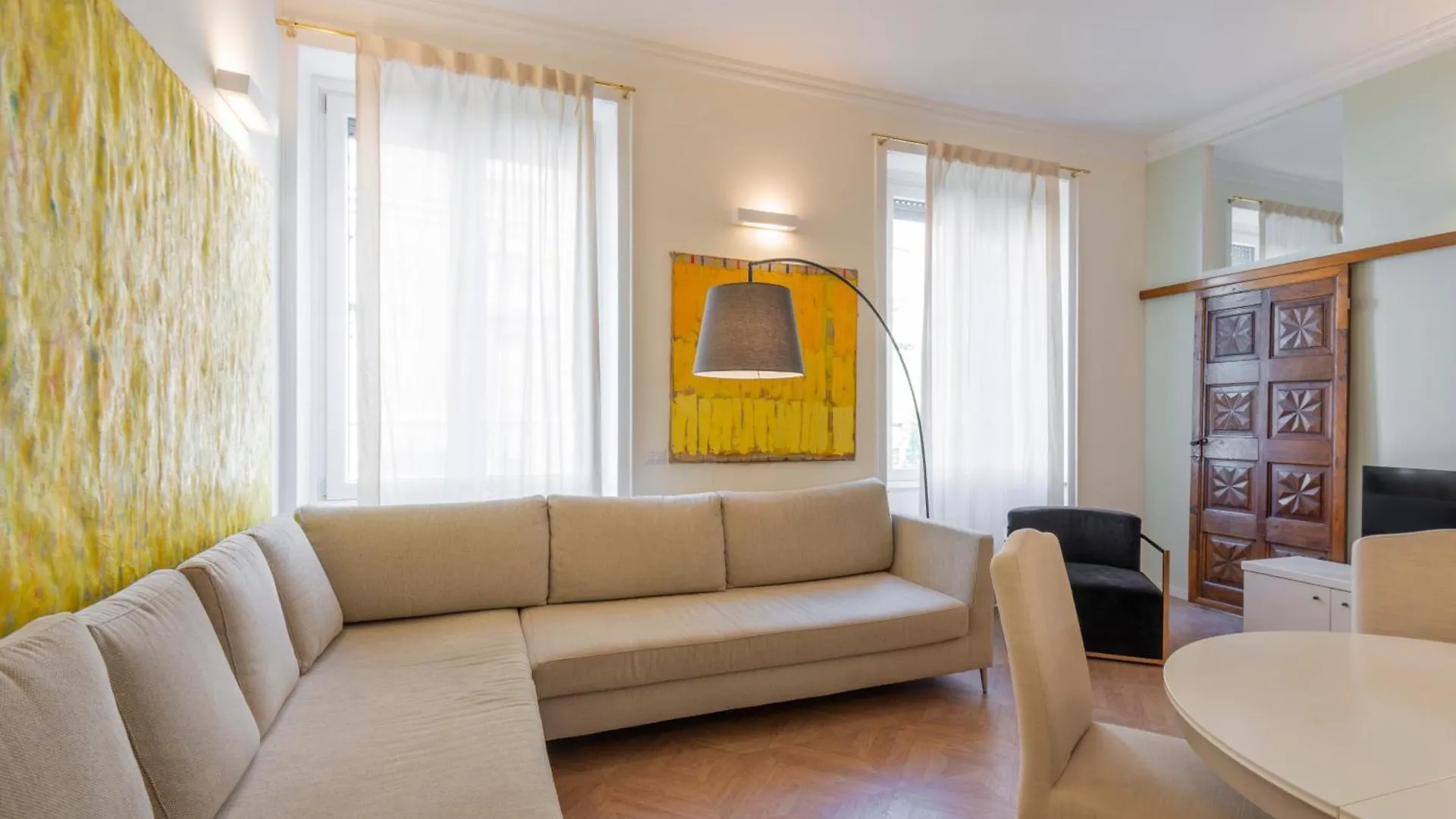 Milan Royal Suites - Centro Brera Italy