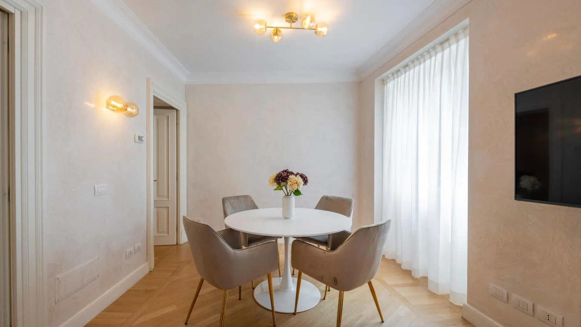 Daire Milan Royal Suites - Centro Brera