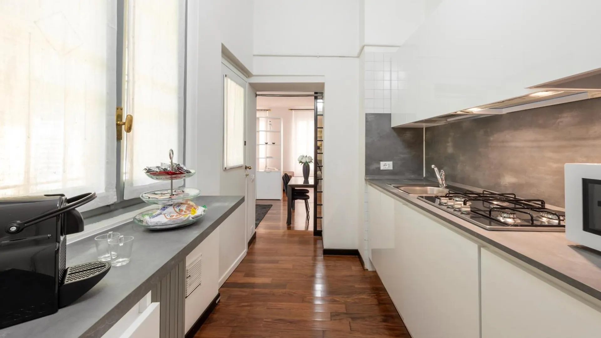Milan Royal Suites - Centro Brera 0*,  Itália